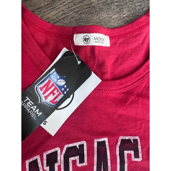 NFL Kansas City Chiefs '47 Brand Women’s Medium T-Shirt NWT Red Striped Sleeve - Picture 2 of 6